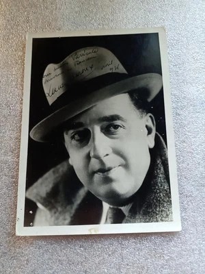 Cinema / LUCIEN BARROUX  Autographe & Dédicace sur grande photo Datée 1936 - Photo 1/3
