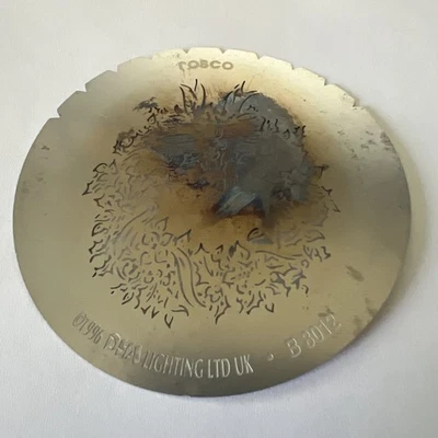 Plantilla Gobo Metal Iluminación Rosco DHA B 8012 CORONA Talla B Foto 1 de 3