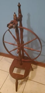 Antique Vintage Ornate Wood Castle Style Primitive Spinning Wheel 38" Tall - Picture 1 of 8