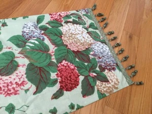 Table runner, flowers on the blue, trim on both ends, 14 x 38, new hand made - Picture 1 of 5