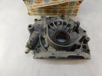 奥迪 5000 油泵 035-115-105D 原装 1978 - 1979  — 第 1/4 张图片