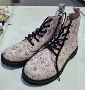 Girl's Zoe Zipper Boots Floral Pink - Art Class Size 3 (B-723) - Picture 1 of 1