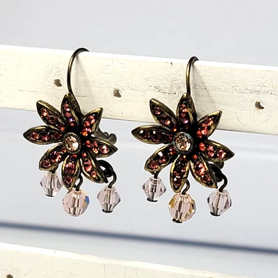 Pendientes Sweet Romance Margarita Naranja Flor Rosa Cuelga Tono Latón Sin Firmar Foto 1 de 4