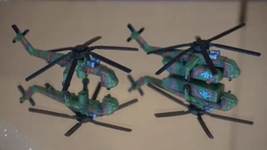 Micro Máquinas Militares Sikorsky CH-54 Skycrane Helicóptero Juego de 2 - Imagen 1 de 10
