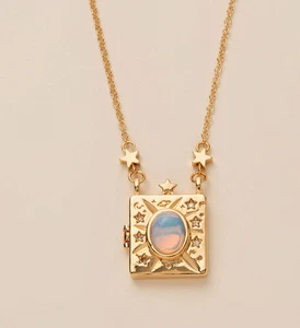Starburst star opal gold locket - Picture 1 of 1