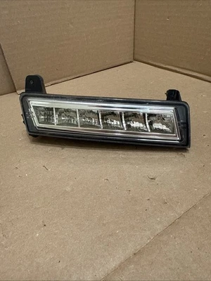 2010 2011 2012 Mercedes GL350, GL450, GL550 OEM Right LED Daytime Run Lamp - Image 1 of 4