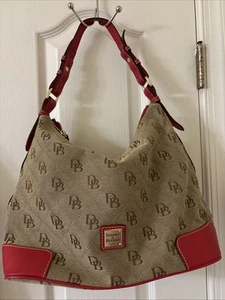 Dooney & Bourke Handtasche Tasche Canvas rot Lederbesatz "DB" Signature Zip gefüttert Purse - Bild 1 von 8