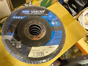 10 x Norton Vulcan Flap Discs - 80 grit - 115 x 22 - Picture 1 of 2