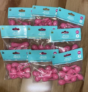 9 Maracas Party Gefälligkeiten perfekt für Baby Dusche Leckereien Es ist ein Mädchen Neu - Bild 1 von 3