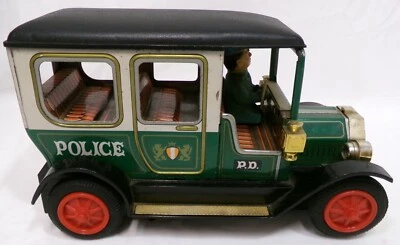 Bandai Vintage Hecho en Japón Lata Verde 1906 Policía P.D. Coche 8" funciona Foto 1 de 4