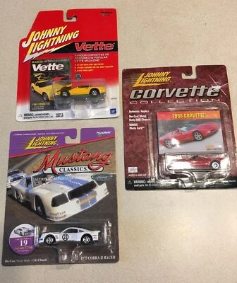 Lot of 3 Sealed Johnny Lightning X-Men Die-Cast Car NIB Marvel 1975, 93, 98 Vet - Image 1 of 4