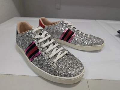 Gucci闪光运动鞋,带粉色和海军蓝条纹 — 第 1/4 张图片