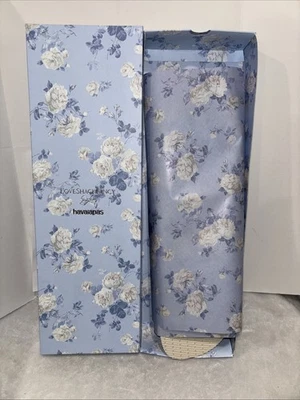 LoveShackFancy x Havaianas Whisper 蓝色修身人字拖女式 7/8 全新带标签 — 第 1/4 张图片