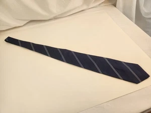 Authentische Givenchy Krawatte einfarbig blau Seide Krawatte Logo diagonal gestreift - Bild 1 von 24