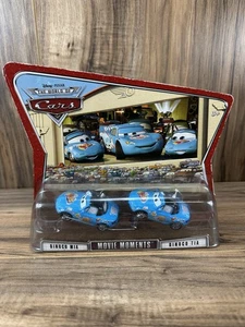 Disney Pixar Cars Movie Moments Dinoco Mia & Dinoco Tia Druckguss Auto 2er Pack - Bild 1 von 4