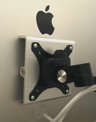 Mount Adapter Kit For iMac And LED Cinema Or Apple Thunderbolt Display Aluminum - Image 1 of 4