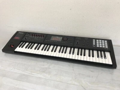 Roland FA 06 61Key Synthesizer sequencer Electric Keyboard - Image 1 of 4