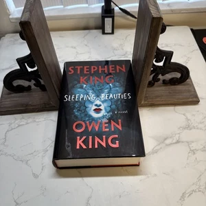 Sleeping Beauties : A Novel by Owen King and Stephen King (2017, First Ed./4th P - Picture 1 of 14