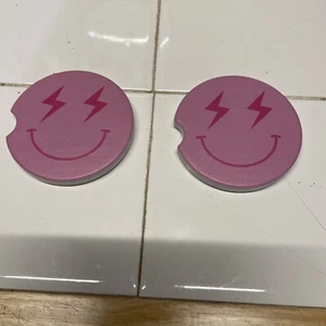 Kfz Untersetzer Rosa 2 5/8" Durchmesser Smily Face (2) Stck. - Bild 1 von 2