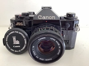 Cámara fotográfica Canon A1 35 mm SLR de colección con tapa de lente para los Juegos Olímpicos de Invierno de 1980 - Imagen 1 de 10