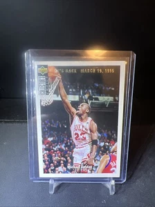 1994-95 Collectors Choice “He’s Back March 19, 1995” Stamped Gold Michael Jordan - Picture 1 of 3