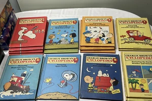 Vtg Charlie Brown’s Cyclopedia Hard Cover lot of 17 - Picture 1 of 12