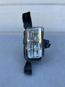 2018-2022 18 19 20 21 22 Subaru Outback Fog Light OEM - Picture 1 of 10