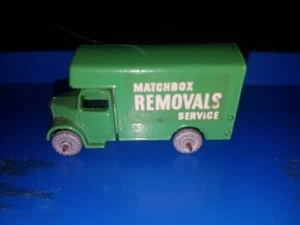 Matchbox Lesney No 17a Green Bedford Removals Van Die Cast Model Car - Picture 1 of 2
