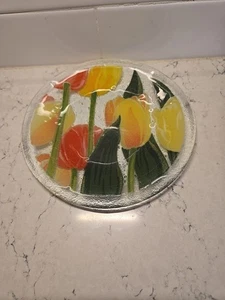Peggy Karr Fused Art Glass Colorful Tulip Design 7.75 in Plate Signed - Picture 1 of 4