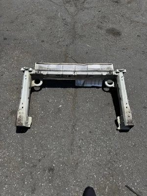 Porsche 911 991 2012-2019 carrocería trasera marco de apoyo motor portamotores Foto 1 de 4