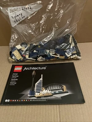 LEGO ARCHITECTURE: Sydney (21032) - Image 1 of 3