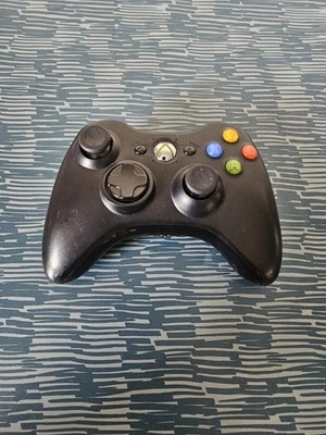Microsoft Xbox 360 Core Wireless Controller Black *Tested & Working* - Image 1 of 4