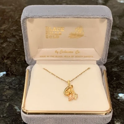 New! 14kt Black Hills Gold necklace by Coleman Co 14k leaf pendant 14k GF chain - Image 1 of 4