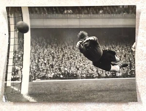FOTOGRAFIA PHOTO  CALCIO 1952 THREADGOLD SUNDERLAND GOALKEEPER ARSENAL ENGLAND - Picture 1 of 2