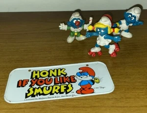 Lote de 3 figuras PVC Schleich Peyo Pitufos 1978, 1980 y matrícula - Imagen 1 de 9