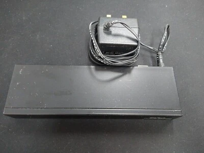 StarTech ST124LGB 4-Port VGA Video Splitter - Image 1 of 4