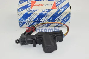 ATTUATORE COMANDO CHIUSURA CENTRALIZZATA POSTERI. FIAT CROMA THEMA FIAT 82437287 - Picture 1 of 4