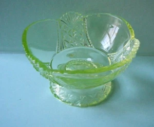 Antique EAPG Vaseline Glass ice-cream dish Richards Hartley Daisy& Button & fan - Picture 1 of 6