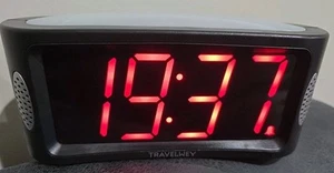 Travelwey Reloj Despertador Digital Negro Rojo Digital Pantalla Grande Probado Funciona - Imagen 1 de 4