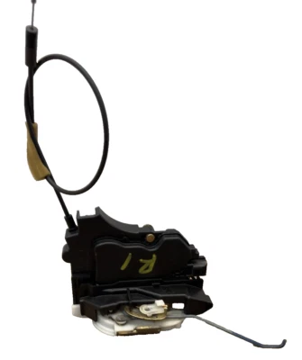 2003 2004 2005 2006 07 MITSUBISHI LANCER Right Front Door Latch Rh OEM: MN159934 - Image 1 of 4