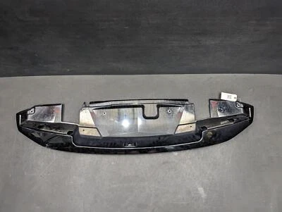 Cubierta inferior del alerón trasero 2017 Cadillac Escalade ESV 22892618 2015 2016-2020 Foto 1 de 4