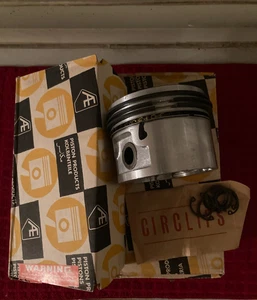 AE Hepolite NOS MGB standard pistons 18GB-GK 65-71 engines - Bild 1 von 5