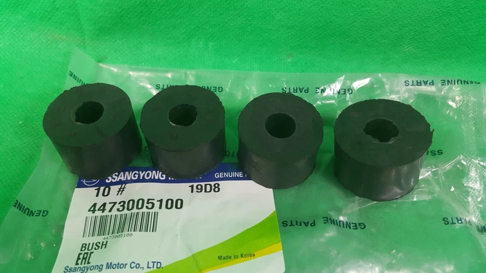 GENUINE SSANGYONG MUSSO SPORTS UTE 2.9 L TD FRONT & REAR SWAY BAR LINK BUSH SET - Image 1 of 1