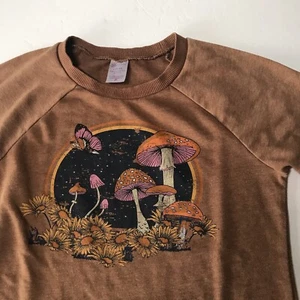 No boundaries Crewneck Large 11 13 Juniors Mushroom Hippie Sweatshirt Top Pocket - Picture 1 of 16
