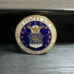 USAF Recruiting Service lapel pin, three clutch backs - Picture 1 of 4