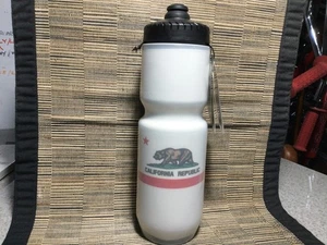 CALIFORNIA REPUBLIC WASSERFLASCHE ISOLIERT... - Bild 1 von 3