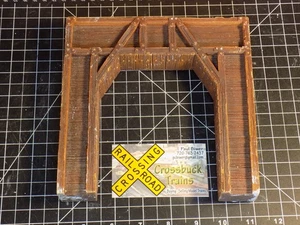 O-gauge Resin Wood Timber Tunnel Portal 7x7 size 5.25x4.24 opening (070526) - Picture 1 of 7