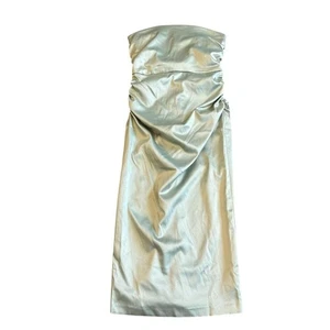 Abito BHLDN Anthropologie senza spalline in raso verde increspato lunghezza ginocchio taglia Med nuovo con etichette - Foto 1 di 13