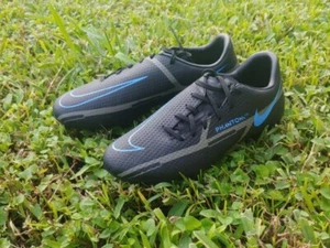 NIKE PHANTOM GT2 ACADEMY FG/MG BLACK-BLACK-IRON GREY SZ 4.5 [DA4433-004] - Picture 1 of 6