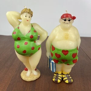 Boston Warehouse Set Of 2 Green Red Heart Bathing Swimsuit Beach Couple Candles - Picture 1 of 17